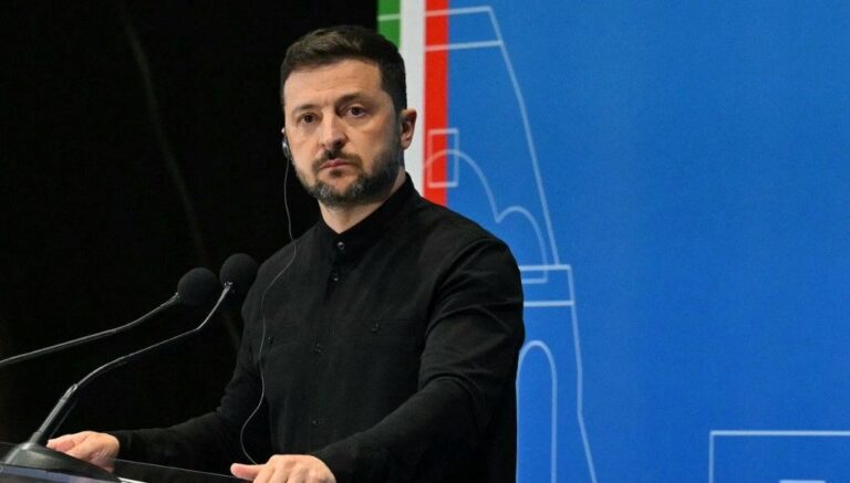 zelenski-rusyaya-saldirilarda-kendisilahlarimizi-kullaniyoruz-sUD5OFbw.jpg